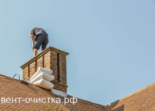 Как и чем почистить дымоход от сажи?